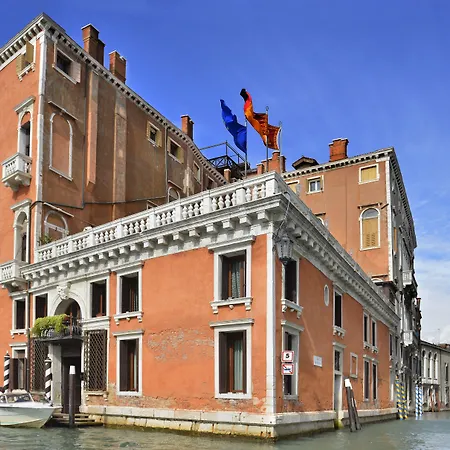 Hotel Palazzo Barbarigo Sul Canal Grande-3