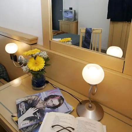 Hotel Mary-2