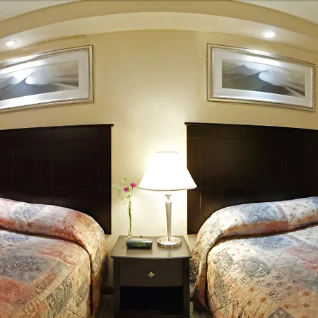 Econo Lodge Inn & Suites Downtown-3