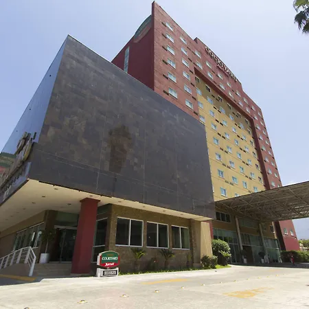 Courtyard Monterrey San Jeronimo-2