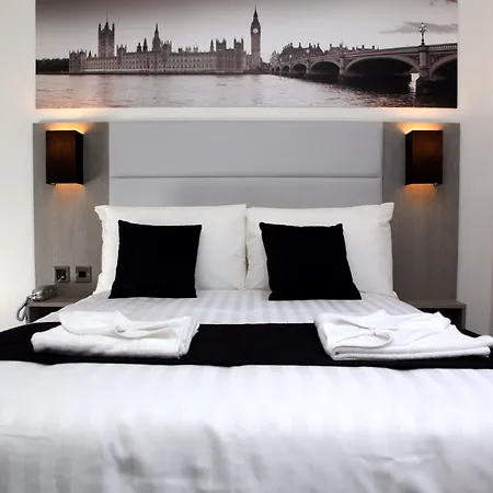 The Omega Hotel-3