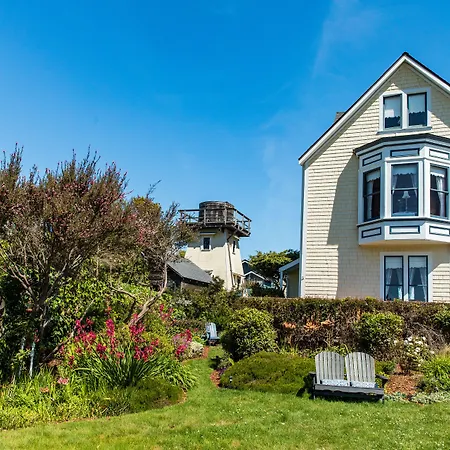 Headlands Inn Bed And Breakfast-3