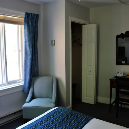 Braeside Country Inn-3