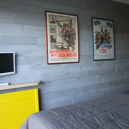 Hotel Arcantis Le Voltaire-2