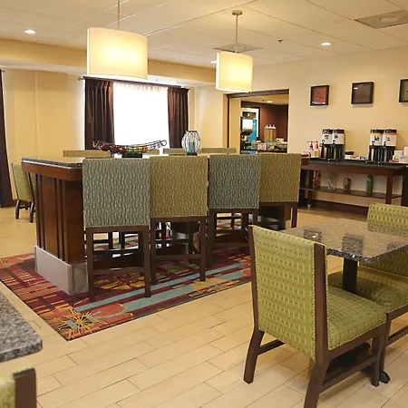 Hampton Inn Manning-3