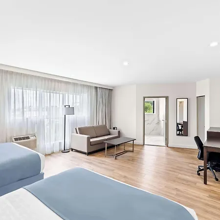 Best Western Plus Montreal East-3