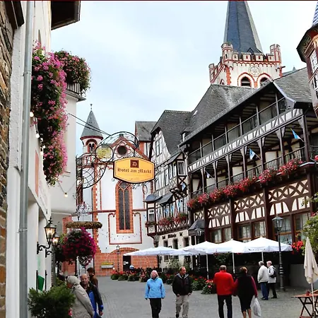Hotel Am Markt Bacharach-3