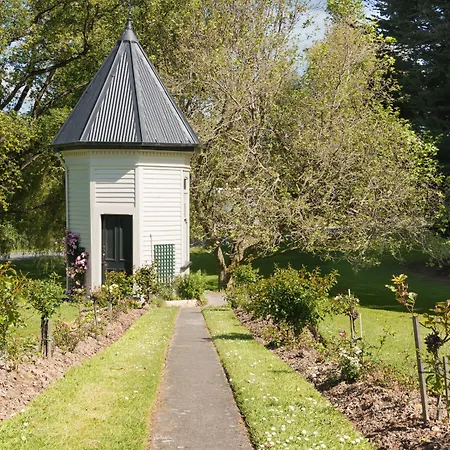 Croydon Lodge-2