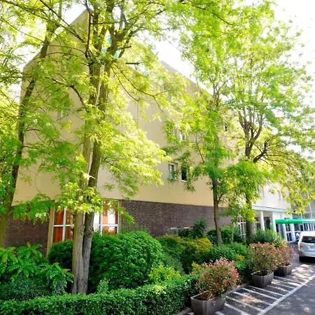 Greenhotels Roissy Parc Des Expositions-2