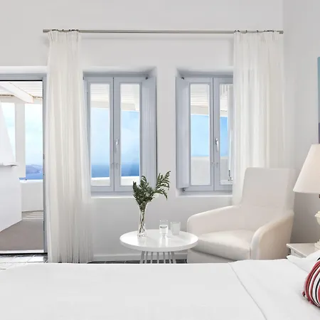 Lilium Hotel Santorini-2