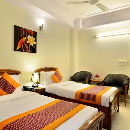 Hotel Pablas International, New Delhi, Near Metro-3