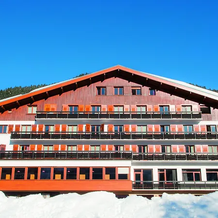 Hôtel Vacances Bleues Les Chalets du Prariand-2