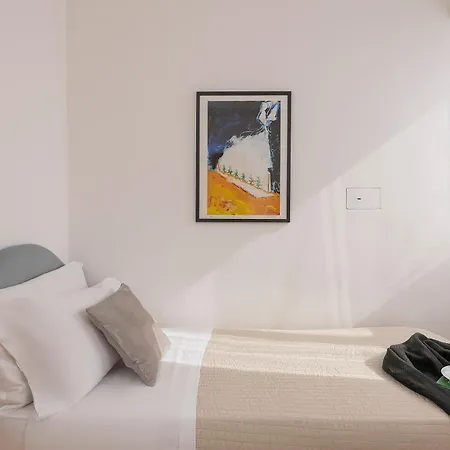Aurelia Home Guest House-2