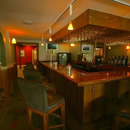 The Upper Pass Lodge-2