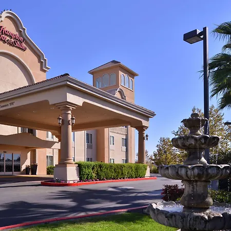 Hampton Inn & Suites Woodland-Sacramento Area-2