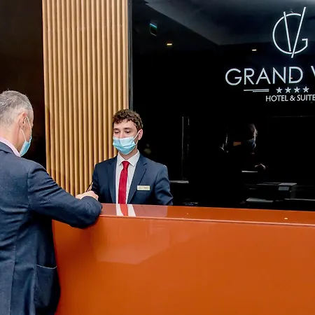 Grand View Hotel & Suites Copou-2