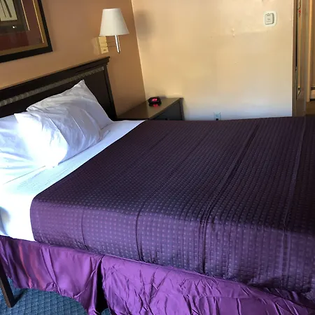 Hometown Inn-3