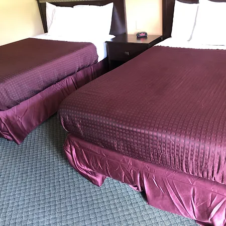 Hometown Inn-2