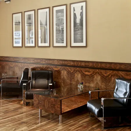 Hotel Monopol-3