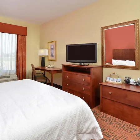 Hampton Inn Keokuk-3