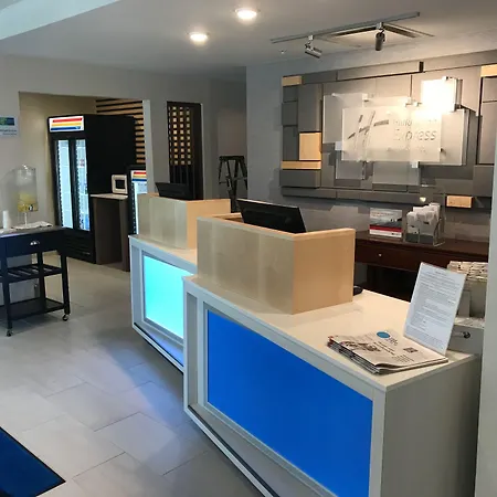 Holiday Inn Express Rochester-Victor By Ihg-2