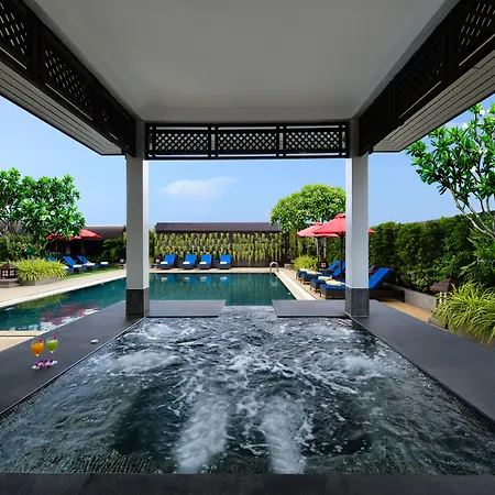 Centre Point Plus Hotel Pratunam-2