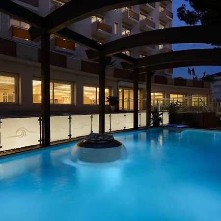 Hotel Concord - Nel Cuore Di Riccione-2