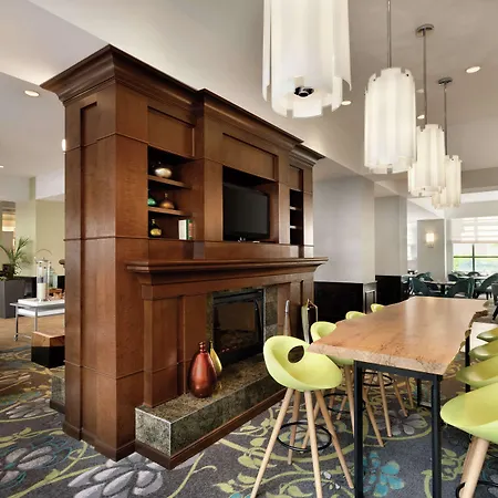 Hilton Garden Inn Worcester-3
