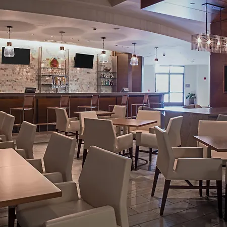 Newport News Marriott At City Center-3