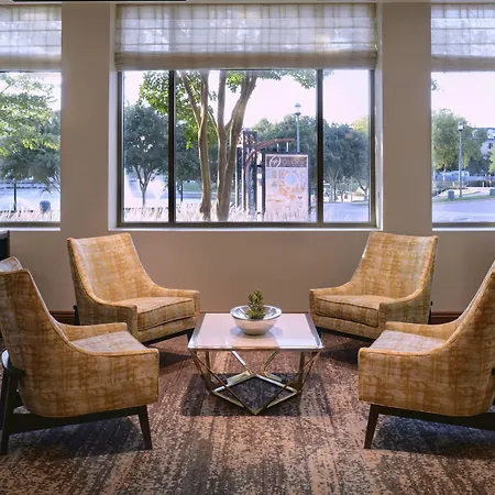Newport News Marriott At City Center-3
