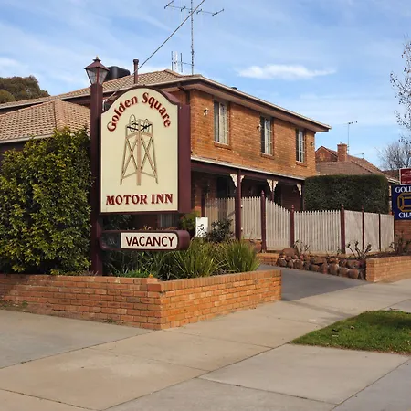 Golden Square Motor Inn-3