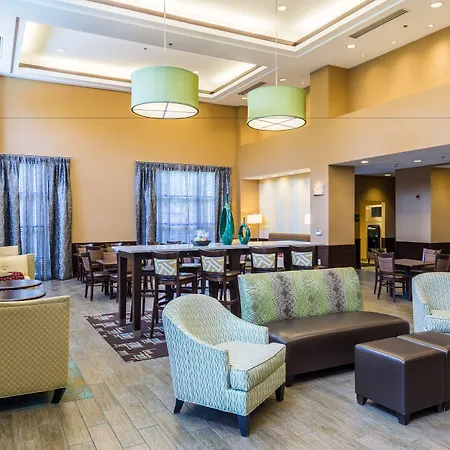 Hampton Inn & Suites Burlington-2
