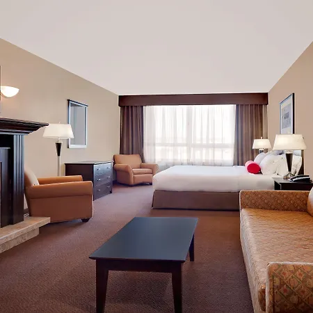 Ramada By Wyndham Camrose-3