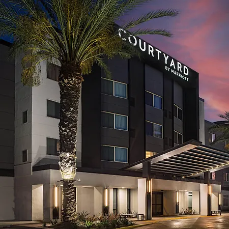 Courtyard By Marriott Anaheim Resort/Convention Center-2