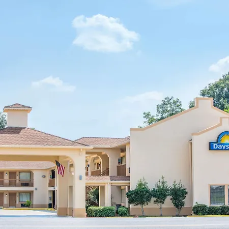 Days Inn By Wyndham Abbeville-3