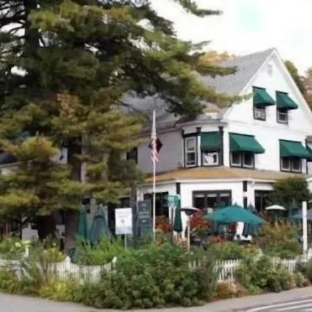 Woodstock Inn, Station And Brewery-3