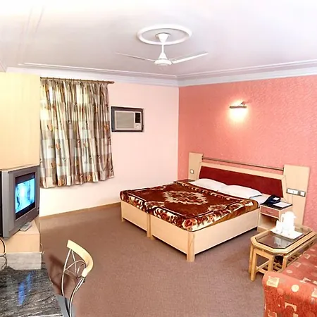 Hotel Madonna-2