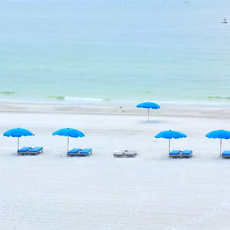 Barefoot Beach Club-3