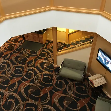 Cabot Inn & Suites-2