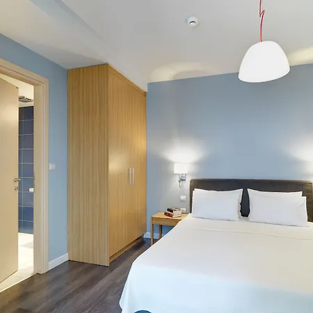 Phidias Piraeus Hotel-3
