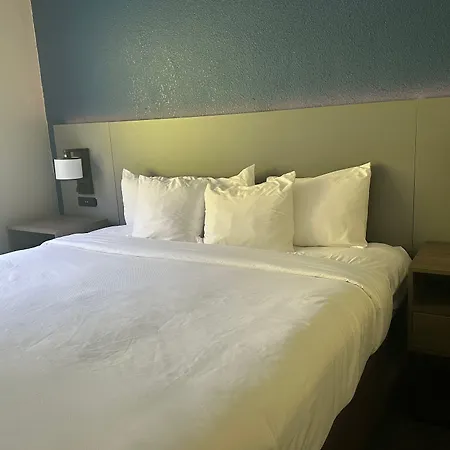 Comfort Inn & Suites Calhoun South-3