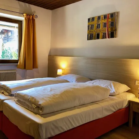 Hotel Schoene Aussicht-3