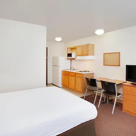 Woodspring Suites Pharr-3