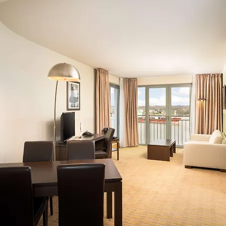 Elaya Hotel Hamburg Finkenwerder-3