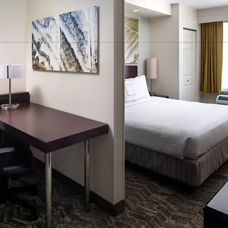 Springhill Suites Bakersfield-2