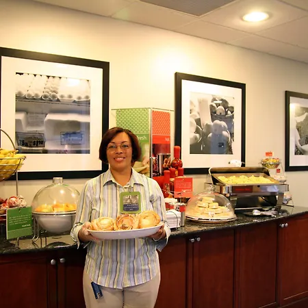 Hampton Inn & Suites - Fort Pierce-2