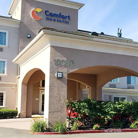 Comfort Inn & Suites Galt - Lodi North-3