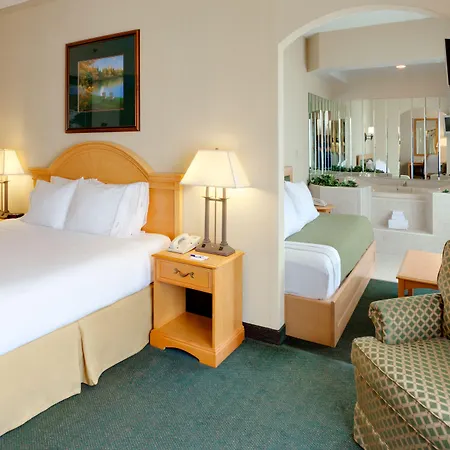 Holiday Inn Express Hotel & Suites Watertown - Thousand Islands By Ihg-3