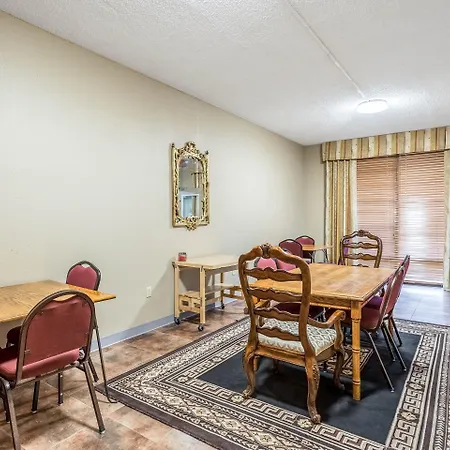 Quality Inn Heber Springs-3