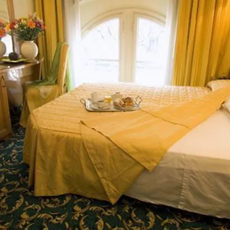 Hotel Cinque Giornate-2